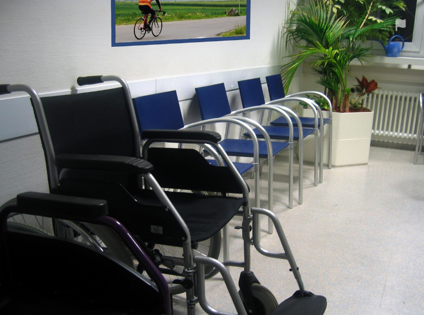 No momento, você está visualizando Médico pode cobrar por falta do paciente? Entenda o que dizem o CFM, a lei e a parte tributária